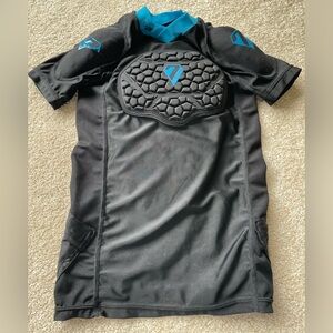 Mountain bike shorts and top kid’s size 8-9 years.
